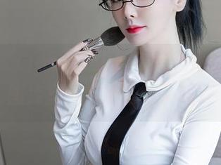秀人网 – 瑞瑞ruirui的可爱，尽在这高清图库里，你准备好了吗？