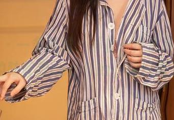 秀人网 – 一条航线、不止一件水手服，美图里的陆萱萱cecillia，你只需下载！