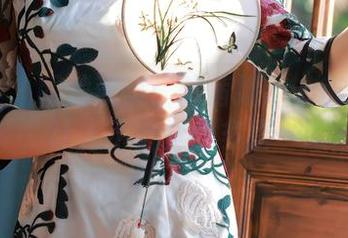 秀人网 – 图片观察：陈茜妮zoe灰丝合集，让人不自觉想多看一眼