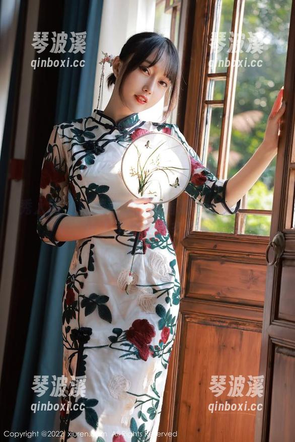 秀人网 - 图片观察：陈茜妮zoe灰丝合集，让人不自觉想多看一眼