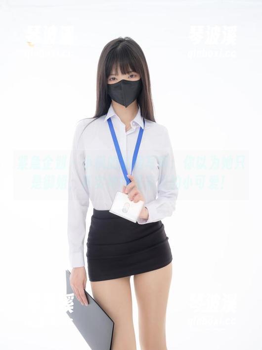 紧急企划 - 小枫的私房写真：你以为她只是御姐，其实她也是家里的小可爱！
