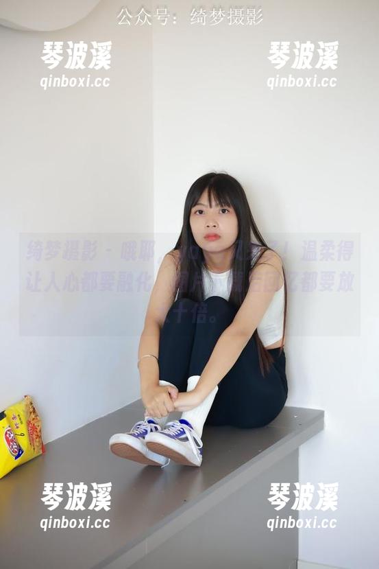 绮梦摄影 - 哦耶，yaya又来了！温柔得让人心都要融化，图片下载后回忆都要放大十倍。