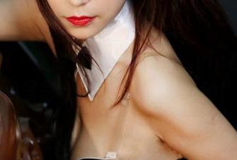 微密圈 – 美图来袭，羊小雪juvia在比基尼里思考人生，这角度真妙！