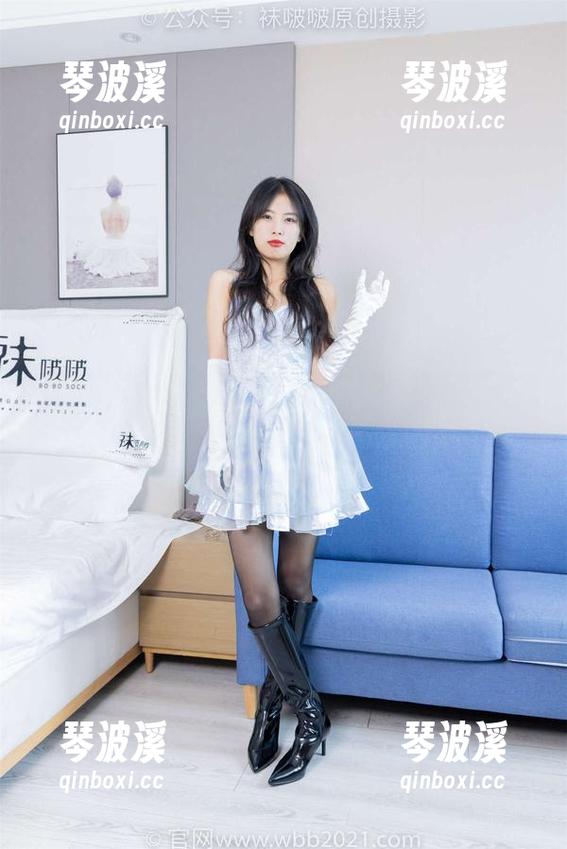 袜啵啵 - 稚予的椰子：高清写真里的天真烂漫！