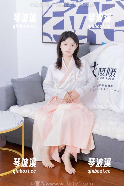袜啵啵-芝士 袜啵啵 - 厚白丝小腿袜,芝士又来了,更新速度让人佩服!