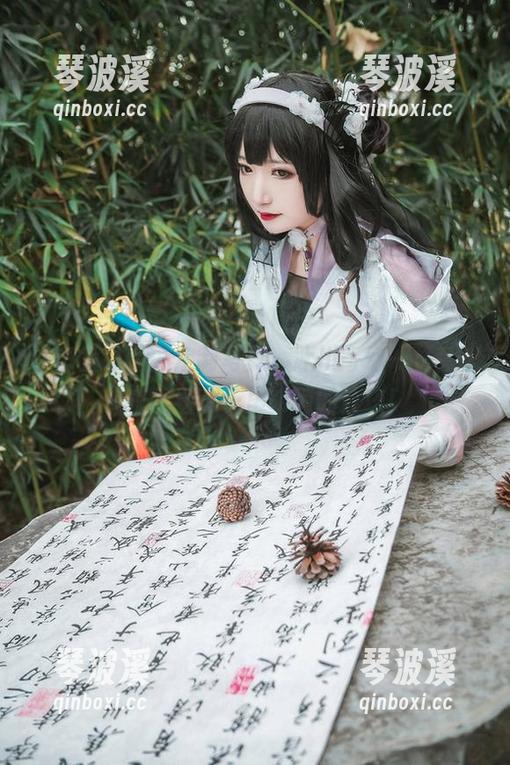 许多鱼鱼鱼的定制写真，冰川奇幻一整套，快来看看这花里胡哨的冰块！