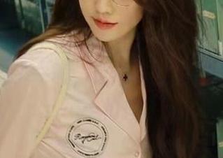 微密圈 – 轩子巨二兔的不知火舞写真集原图：我看了一眼，这动作我也想试，不过……怕摔。