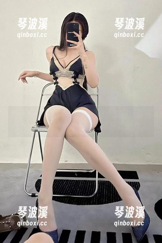 陈佩奇 微密圈 - 加入陈佩奇的韵味少妇图片队列,记得下载哦,总有让你停留的魅力。
