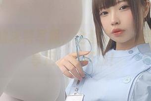 香川澪的泳装写照，全都免费，美图随意享用，真舒服！