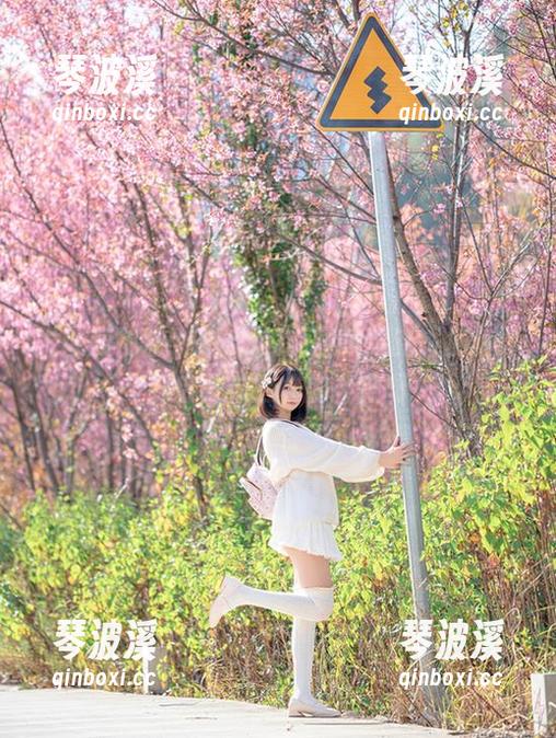 发现魔物喵nigisa的新图集更新，加藤惠到底是什么样的存在呀