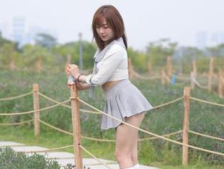 魔镜街拍 – 福利送上！婷婷的寒风写真，美得像圣诞树下的肉丝礼物！
