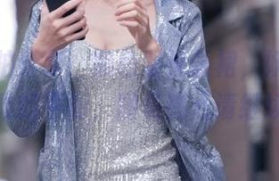 魔镜街拍分享：黑色紧身长裙，妖娆与优雅的平衡，图集亮点请继续